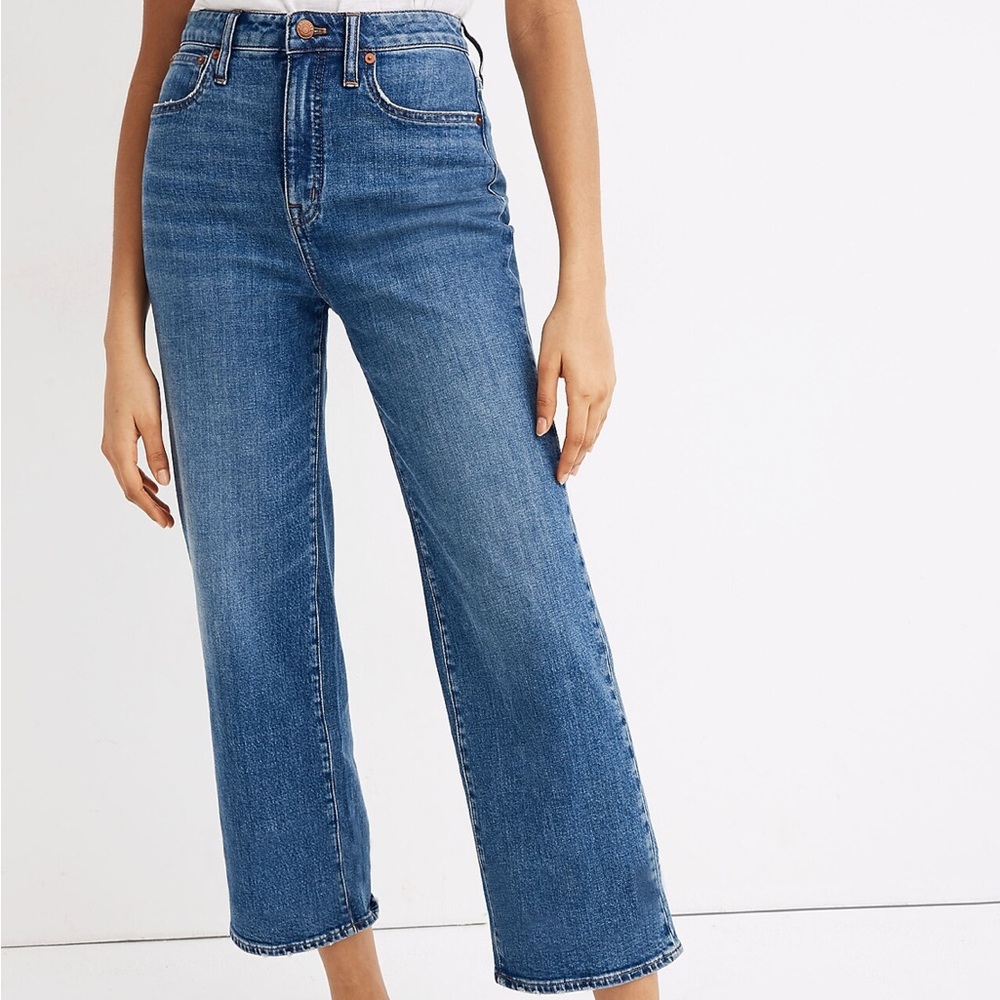Madewell Curvy Slim Wide-Leg Crop Jeans in Newington Wash